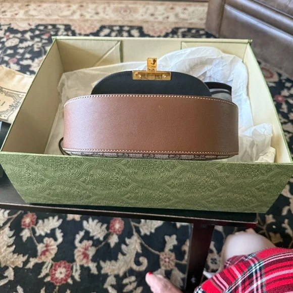 Authentic Gucci Supreme Padlock Crossbody Bag NWOT Reasonable offers welcome - Picture 2 of 14